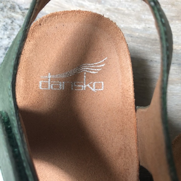 Dansko green leather three strap adjustable sandal cork wedge heel 2.5 39/9 - Picture 3 of 8